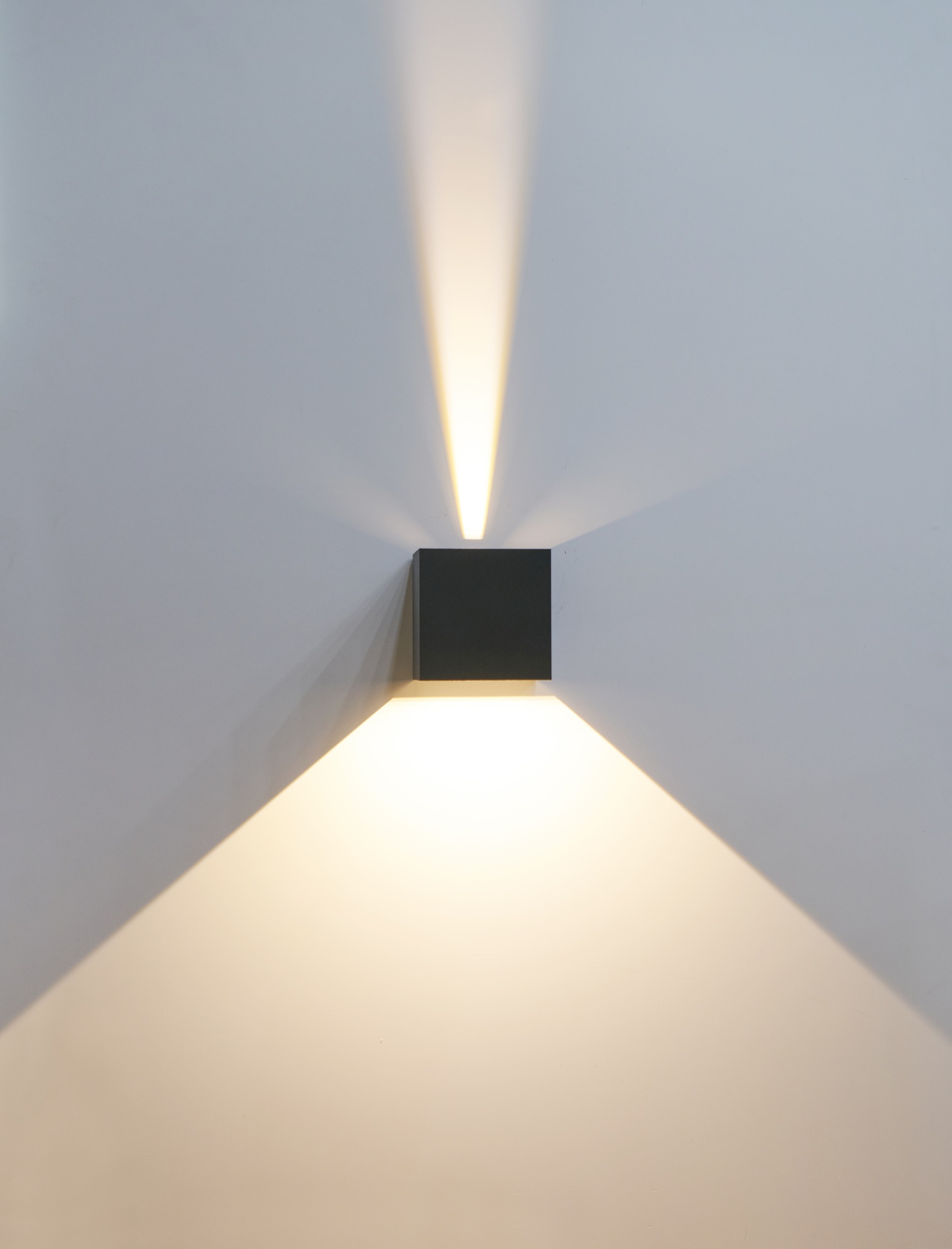 LIGHTING Светильник уличный светодиодный 5111 настенный 6Вт 4000К IP65 серый IEK