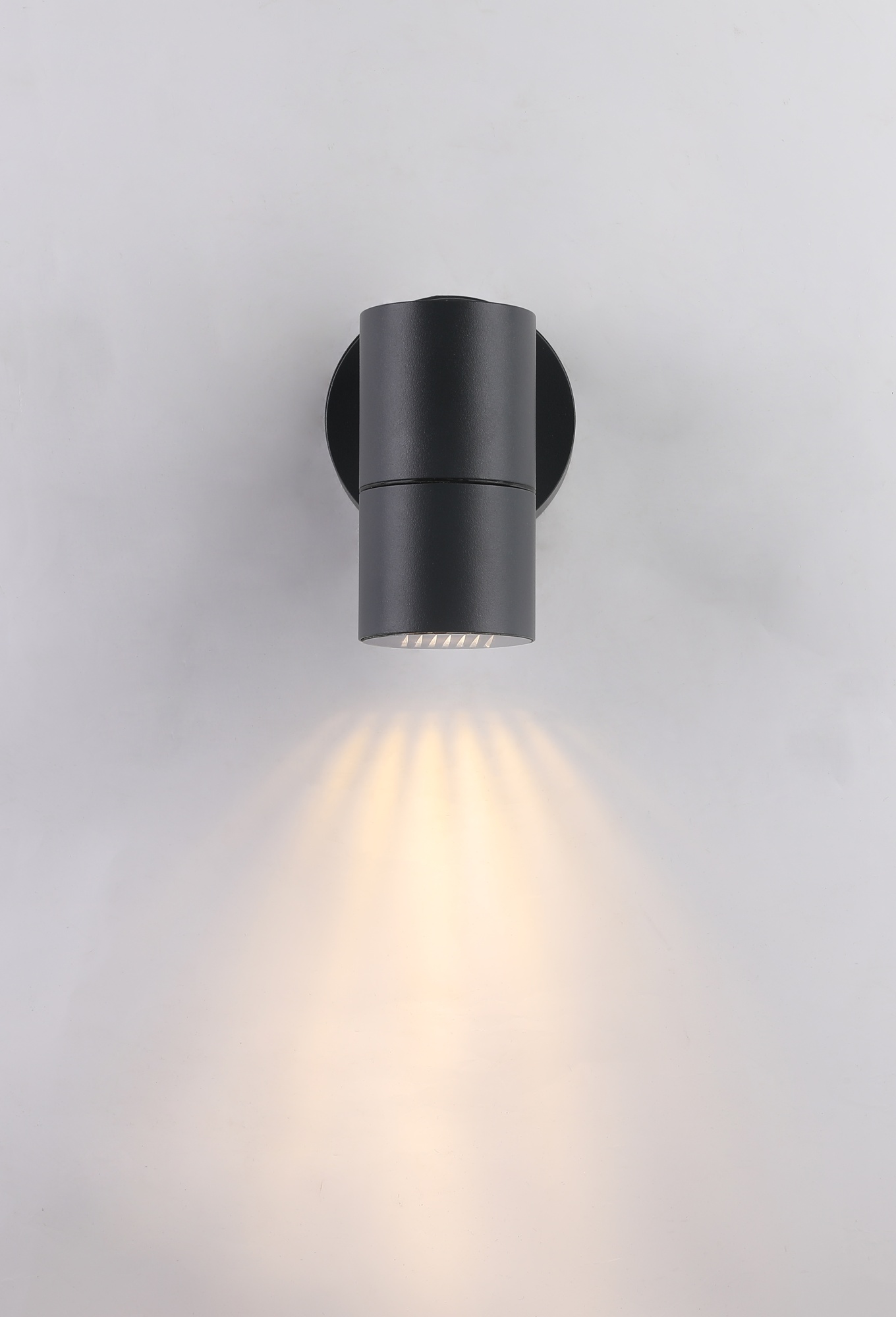 LIGHTING Светильник уличный 5112 настенный под лампу GU10 IP65 серый IEK